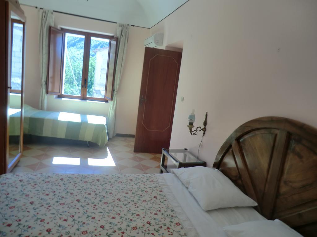 Agriturismo Mare E Monti Tramonti Værelse billede